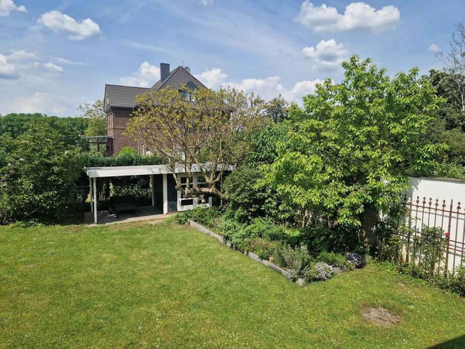 Historische Villa Mit Garten, Luxus Meerbusch Kültér fotó