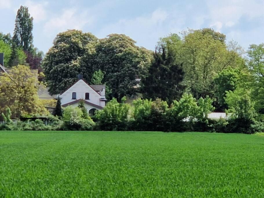 Historische Villa Mit Garten, Luxus Meerbusch Kültér fotó